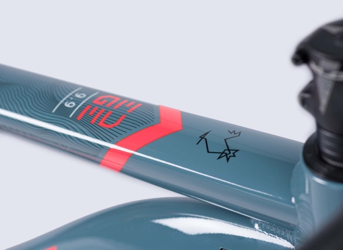 Edge 9.9 - View (8)_2048x2048.jpg