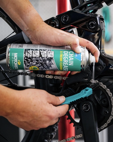 BIKE_CHAIN_DEGREASER_SPRAY_500ml 2.png