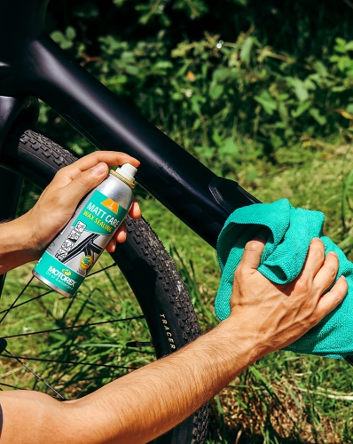 MATT_CARE_200ml 2.png