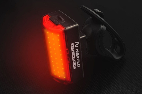 Lampa tylna NEXELO SUPREME – QUADRO GLOW 2.jpg