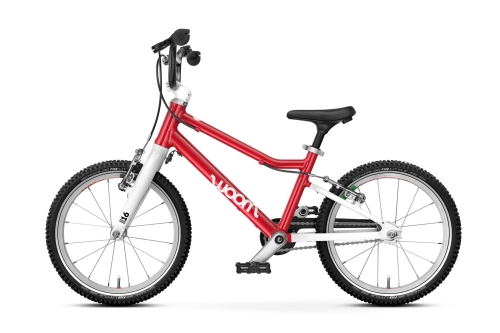 GO 3_Left View_woom red_Product.jpg