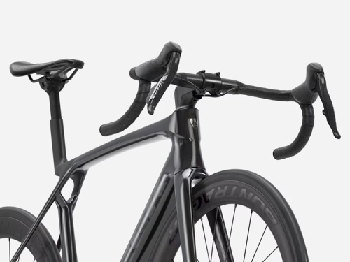 Madone sl 6 axs 2.jpg