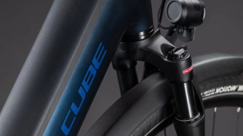 CUBE SUPREME HYBRID DELUXE ONE 600wh 2026 indigoblue´n´switch 3.jpg