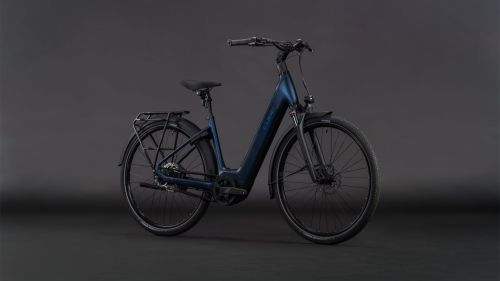 CUBE SUPREME HYBRID DELUXE ONE 600wh 2026 indigoblue´n´switch 1.jpg