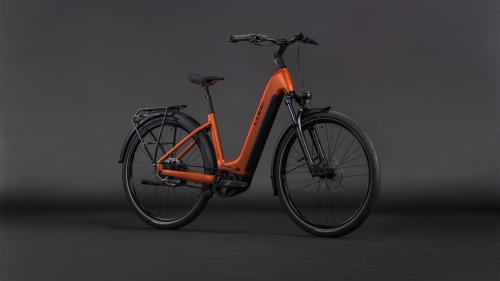 CUBE TOURING HYBRID COMFORT SLX 800 Easy entry 2026 chilli n chrome 1.jpg