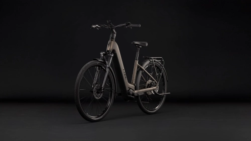 cube-touring-hybrid-pro-easy-entry-800-metallic-black-3.jpg