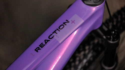 cube-reaction-c62-pro-cosmicpurple-black-15.jpg