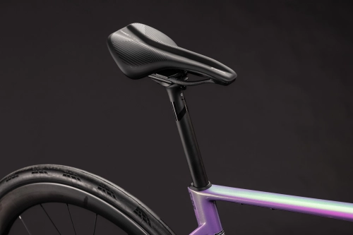 cube-attain-c62-slt-cosmicpurple-black-10.jpg