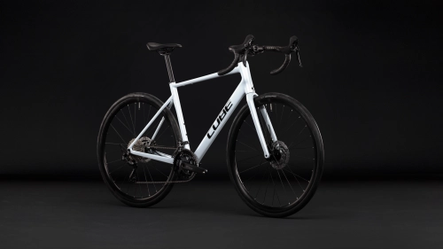 cube-attain-race-glacier-black-2.jpg