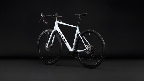 cube-attain-race-glacier-black-5.jpg