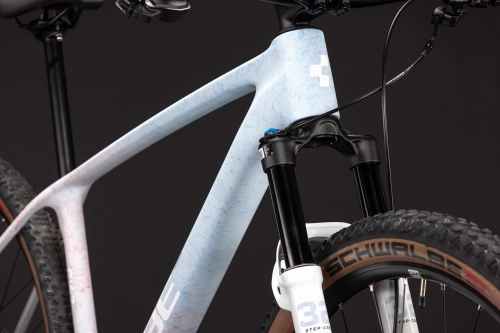 cube-reaction-c62-race-oceanbreeze-white-11.jpg