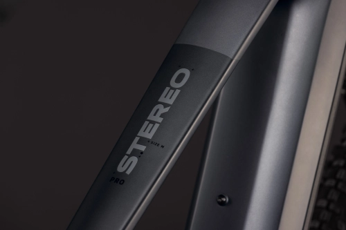 cube-stereo-hybrid-one-22-pro-800-slabgrey-chrome-7.jpg